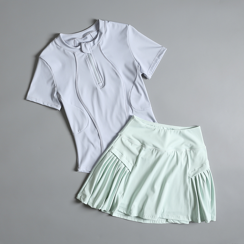 Running sports suit for women  - Badminton Fun review and price